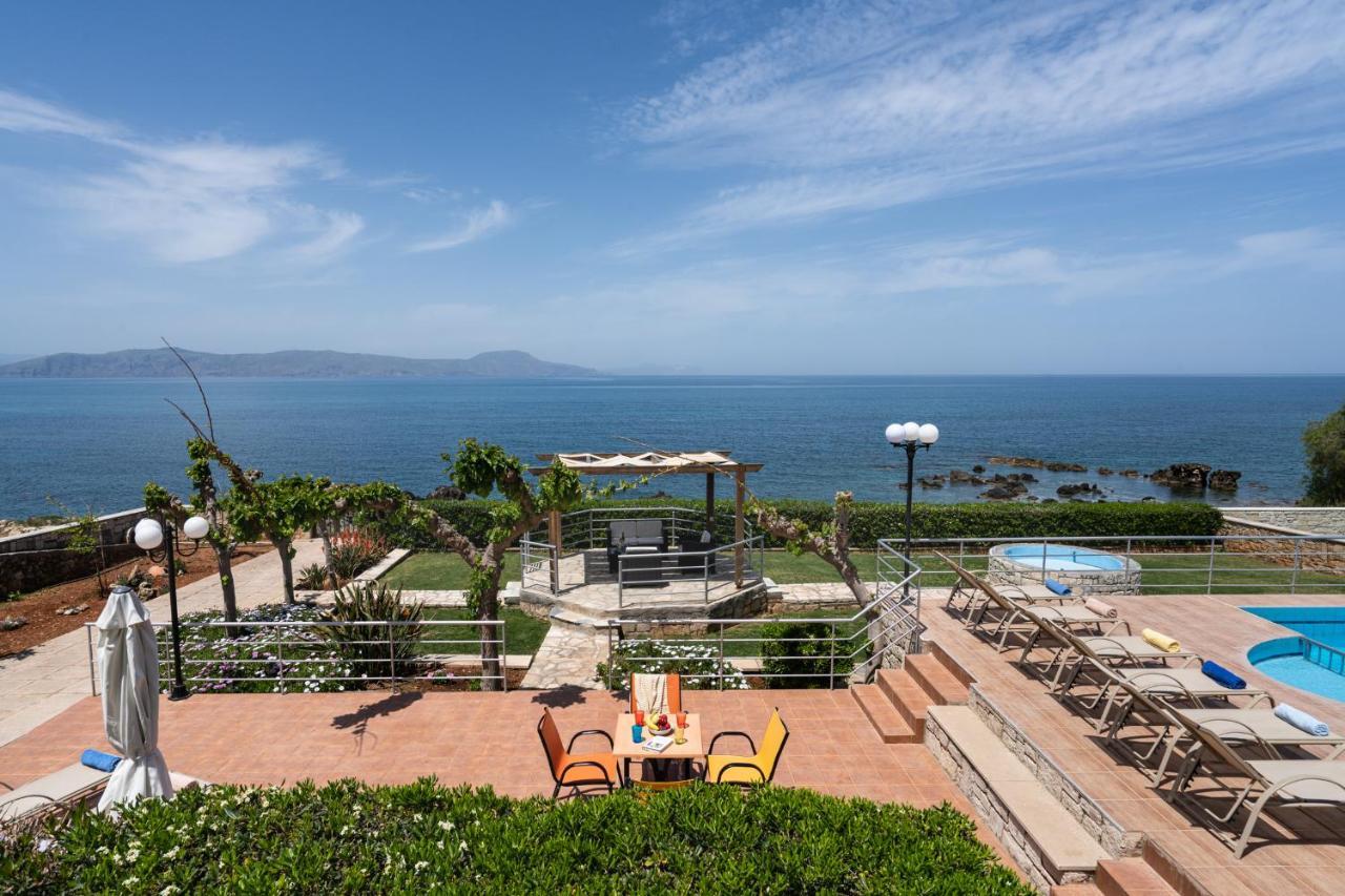 Beachfront Family Villa Katerina With Private Pool, Playground, Bbq & Amazing Sea Views! Petres  Eksteriør billede