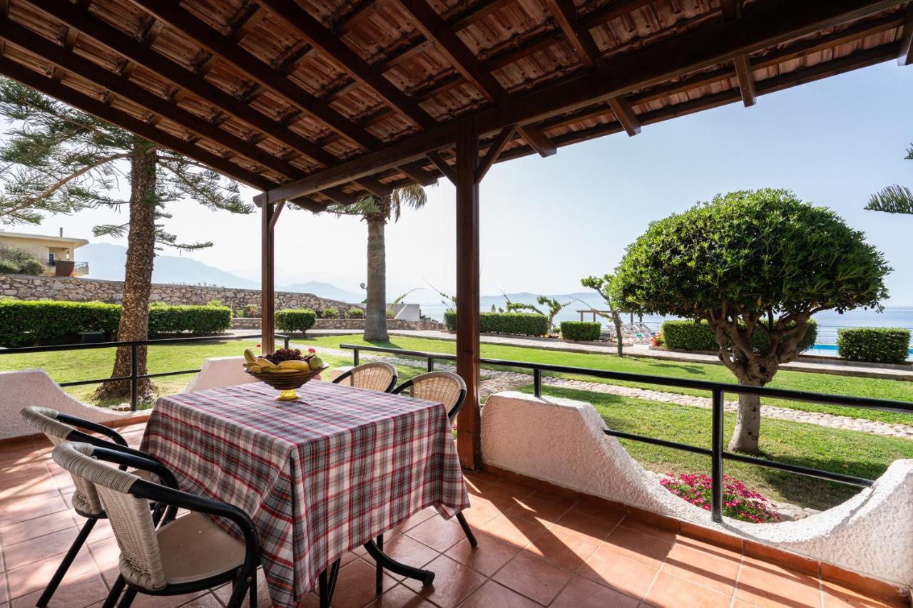 Beachfront Family Villa Katerina With Private Pool, Playground, Bbq & Amazing Sea Views! Petres  Eksteriør billede