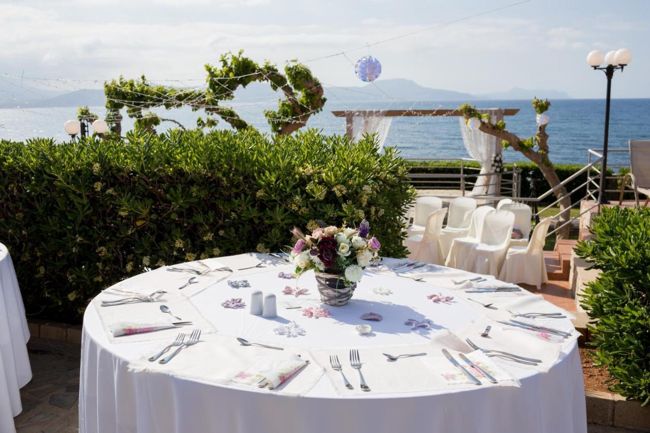 Beachfront Family Villa Katerina With Private Pool, Playground, Bbq & Amazing Sea Views! Petres  Eksteriør billede