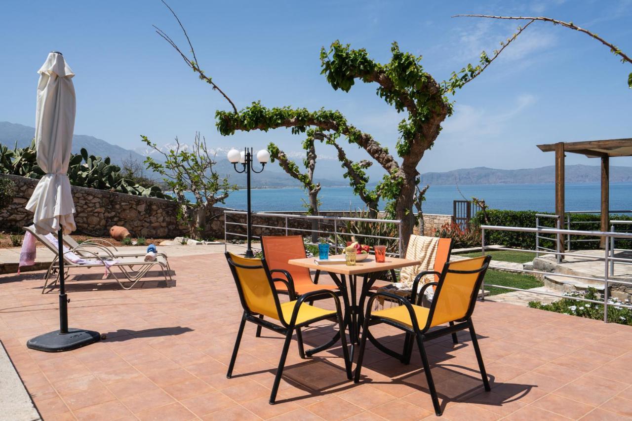Beachfront Family Villa Katerina With Private Pool, Playground, Bbq & Amazing Sea Views! Petres  Eksteriør billede