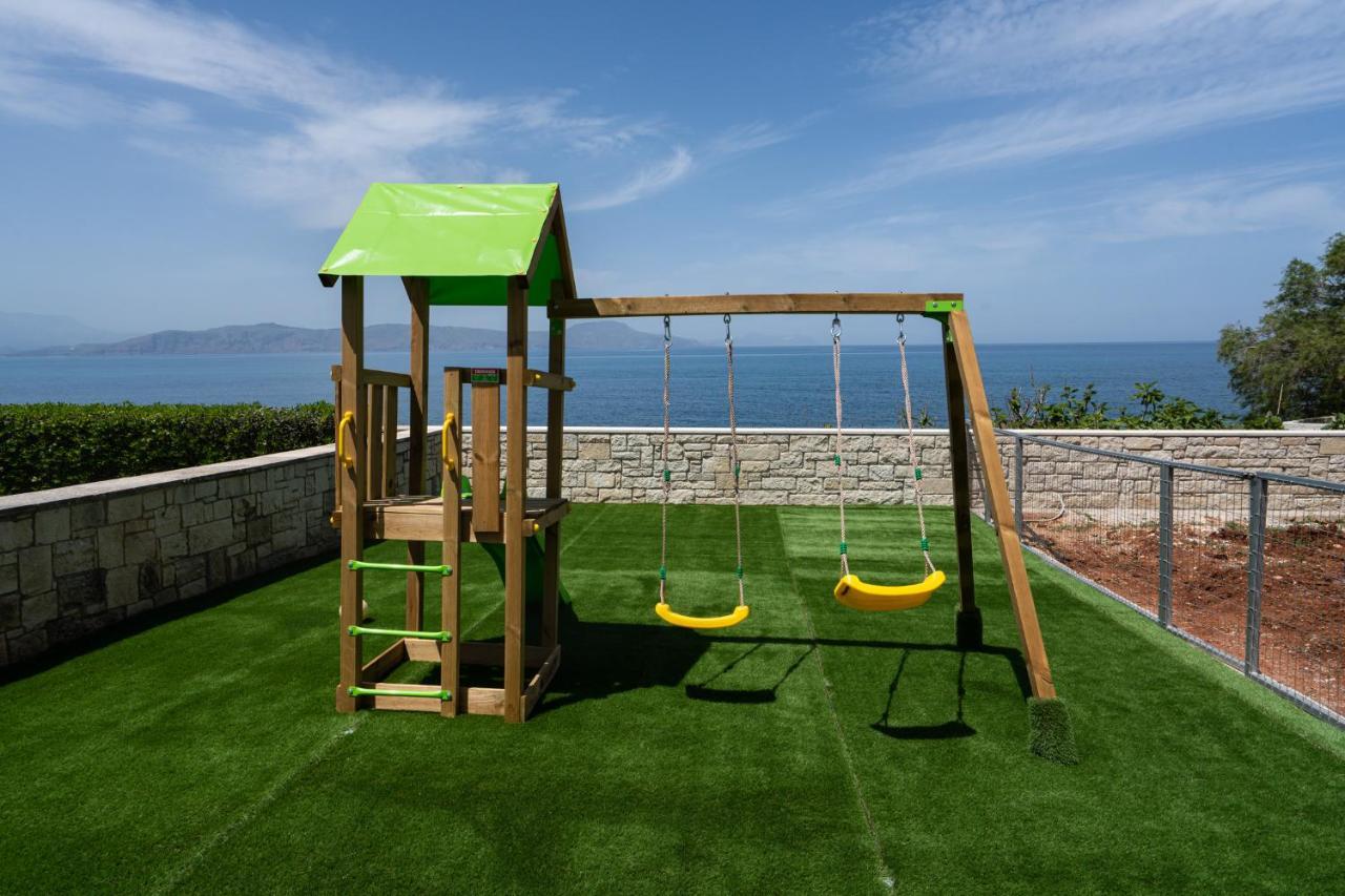 Beachfront Family Villa Katerina With Private Pool, Playground, Bbq & Amazing Sea Views! Petres  Eksteriør billede